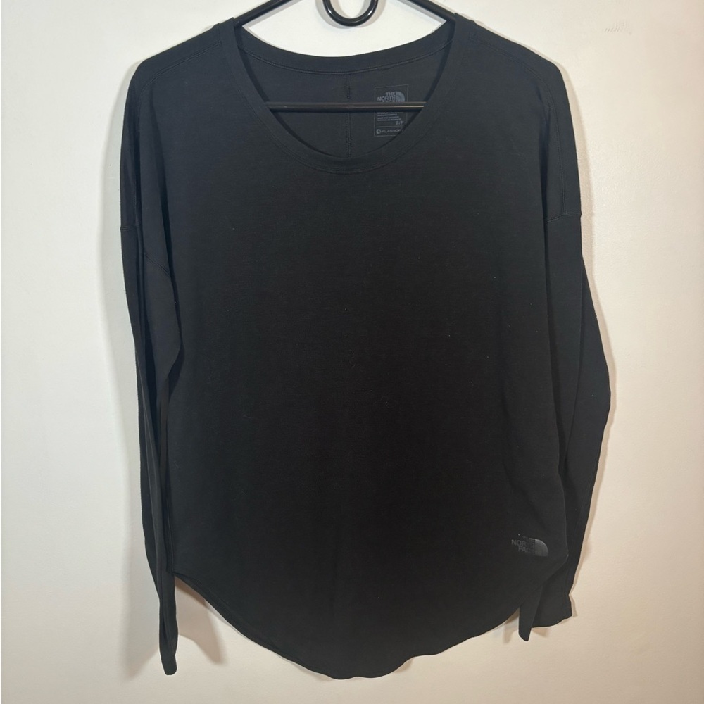 The North Face Women’s FlashDry Long Sleeve Black Tee – Size S